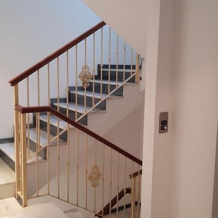 Apartamento Junto A Catedral Apartment Гранада Екстериор снимка