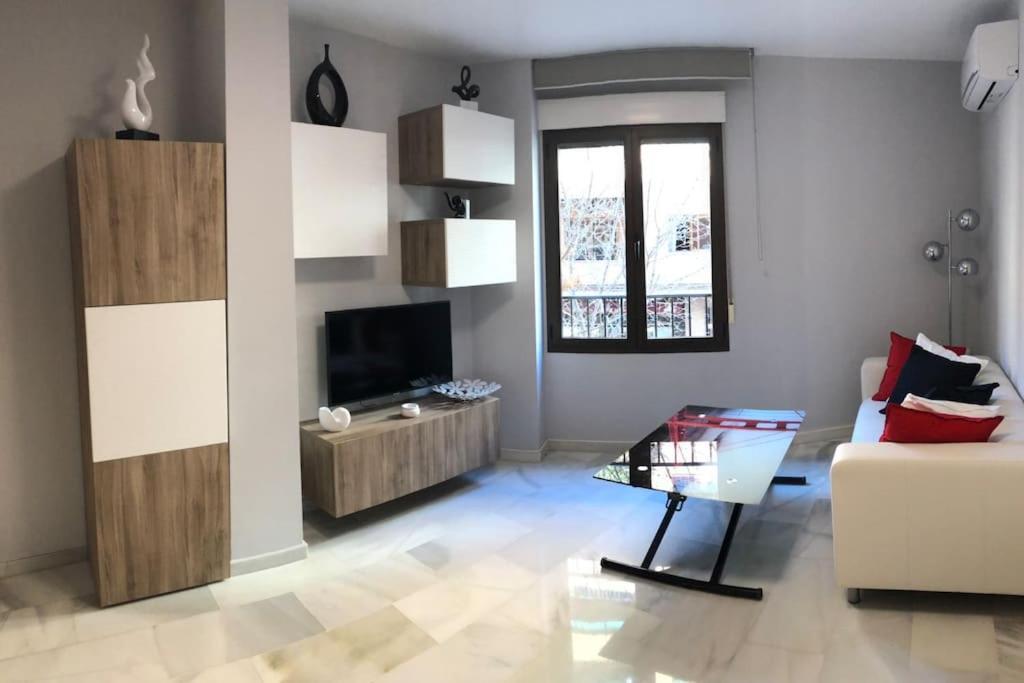 Apartamento Junto A Catedral Apartment Гранада Екстериор снимка