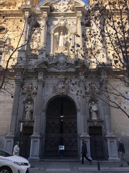 Apartamento Junto A Catedral Apartment Гранада Екстериор снимка